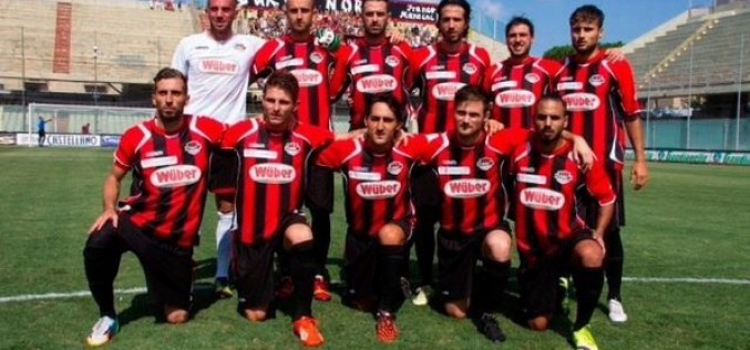 Vigor Lamezia-Foggia 1-1. 80´ Scarsella (V), 88´ Gigliotti (F)