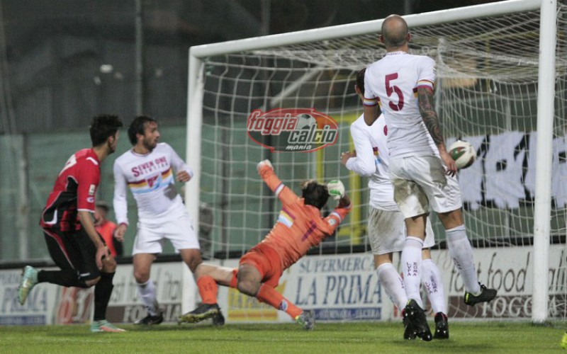 Il Punto sulla dodicesima giornata: Catanzaro e Matera perdono colpi, al Foggia il Monday night