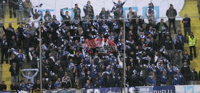 Che tifo sugli spalti. Matera, grande supporto dei trecento tifosi