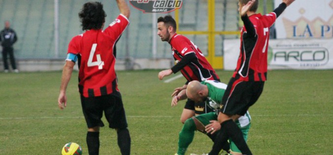 Il Lecce vince e il Foggia scivola a -5 dai playoff