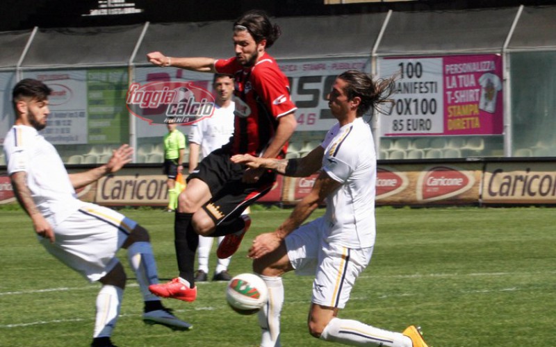 Foggia calcio, esordio in notturna a Pagani