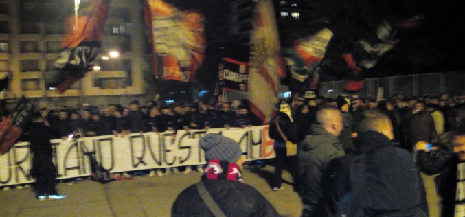 Foggia, tifosi in festa con la squadra allo Zaccheria: le immagini