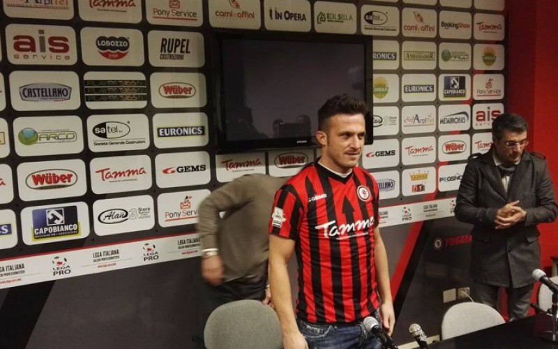 Foggia, Lanzaro si presenta: “Arrivo nella squadra più barcelloniana della Lega Pro”