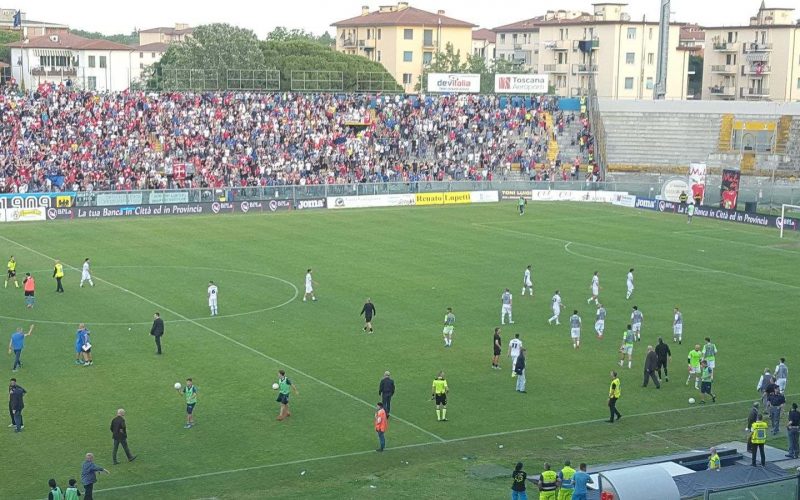 Foggia aggredito al rientro a Tirrenia: Gerbo in ospedale