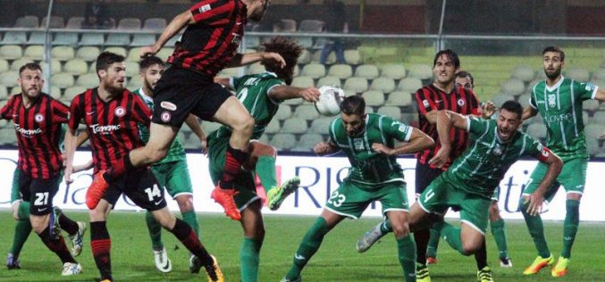 Monopoli-Foggia come Davide contro Golia. Esposito: “Vogliamo la salvezza, diamo di più”. Le formazioni