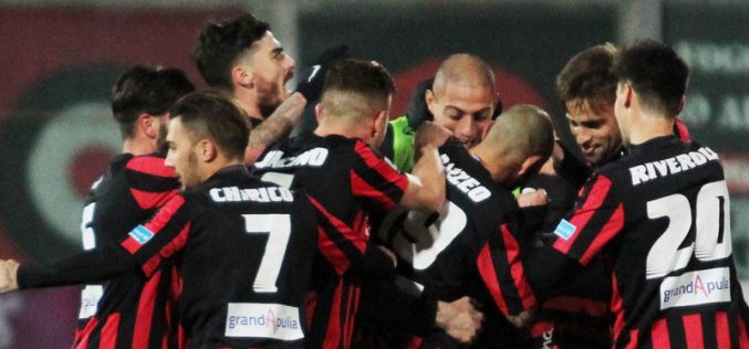 Pratica Vibonese in cassaforte: il Foggia fa 3-1 in Calabria