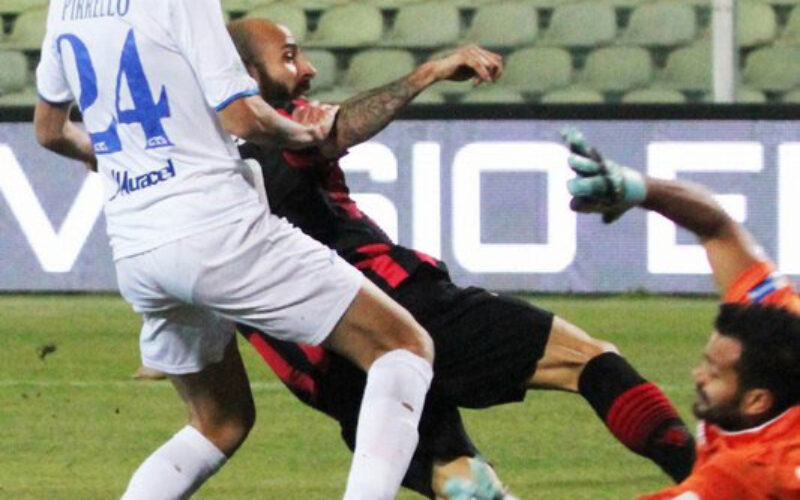 Per gli attaccanti del Foggia c’è un Siracusa che da 378 giorni…