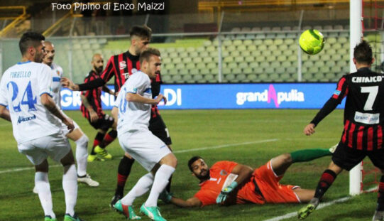 Per gli attaccanti del Foggia c’è un Siracusa che da 378 giorni…