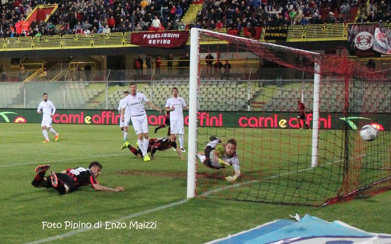 La fotocronaca di Foggia-Cremonese