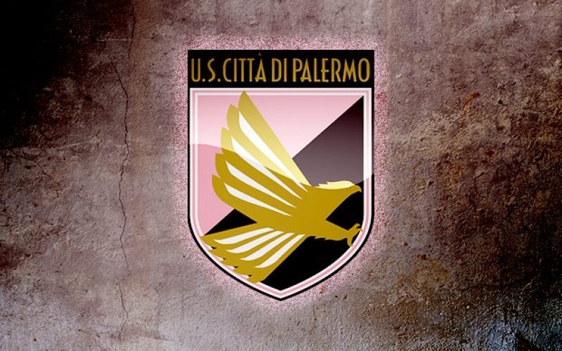 Palermo, altri cinque positivi: quattro calciatori e un membro dello staff