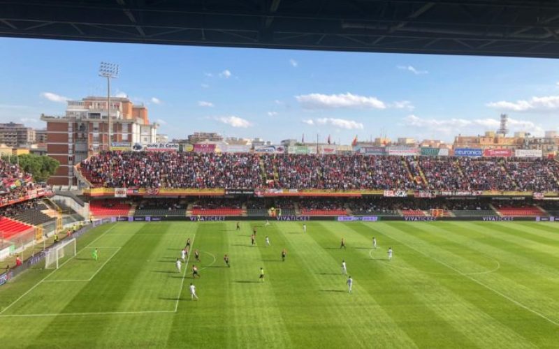 Foggia-Lecce 2-2  Pari e patta e il Foggia sciupa una grossa occasione