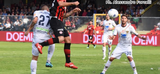 La fotocronaca di Foggia-Lecce