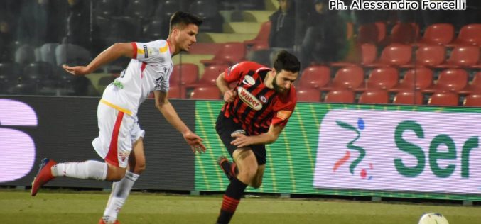 Foggia, Iemmello: “Finalmente la vittoria, tre punti fondamentali”