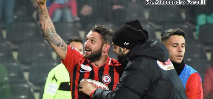 Le pagelle di Foggia-Benevento –  Ingrosso croce e delizia. Kragl eroico