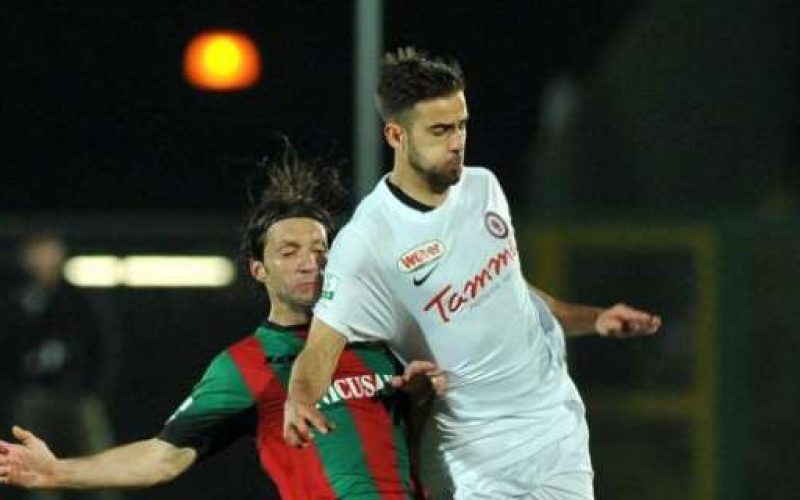 Foggia, dal gol al Palermo a svincolato: l’ex rossonero Duhamel ancora senza squadra