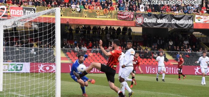 Foggia-Spezia 1-0: Iemmello salva i rossoneri nel finale