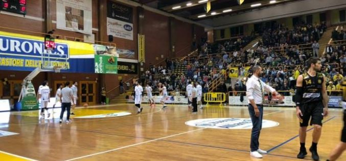 Basket, Play Off serie B: San Severo vola in semifinale!