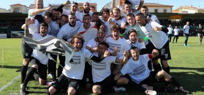 Il Cesena è in Serie C: che festa in campo