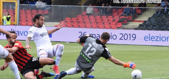 La fotocronaca di Foggia-Salernitana