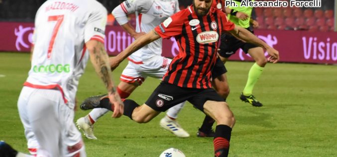 Schwoch: “I playout dovevano farli Foggia e Salernitana, non certo il Venezia”