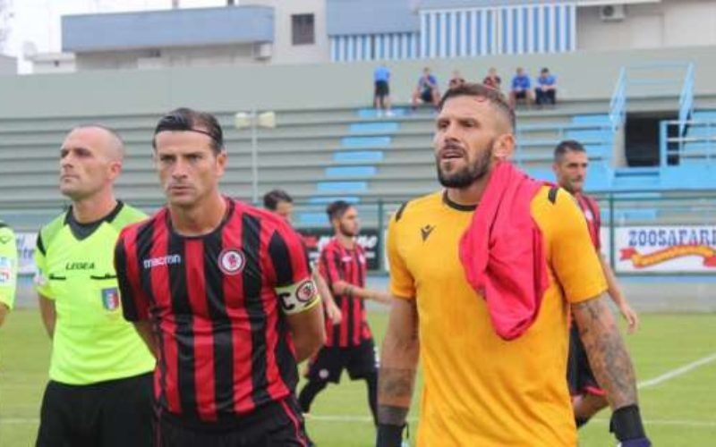 IL COMMENTO – Foggia imbarazzante, derby al Fasano. Servono rinforzi