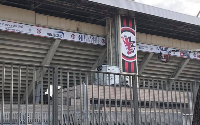 Foggia, due steward ferite contro la J.Stabia: multa e diffida per il club