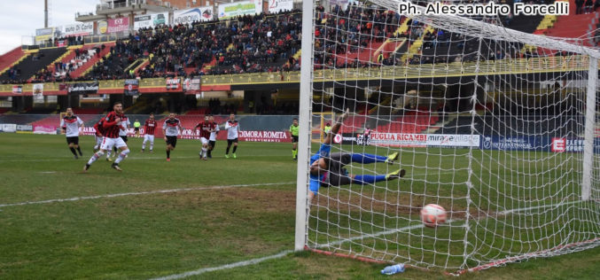 La fotocronaca di Foggia-Nocerina