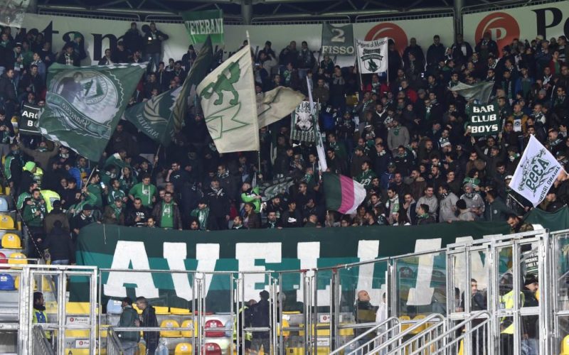 Sindaco Avellino: “Cessione del club? Tifo per gli imprenditori locali”