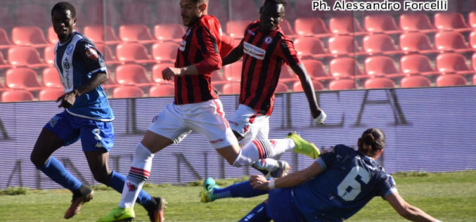 Tedesco-El Ouazni la probabile coppia d’attacco del Foggia a Casarano