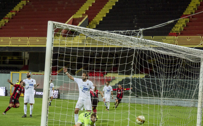 Il Foggia al debutto batte 2-0 il Potenza