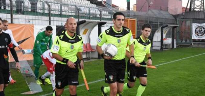 Foggia-Bari dirige Matteo Marcenaro di Genova