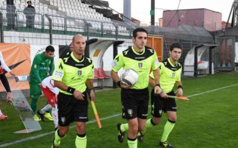 Foggia-Bari dirige Matteo Marcenaro di Genova