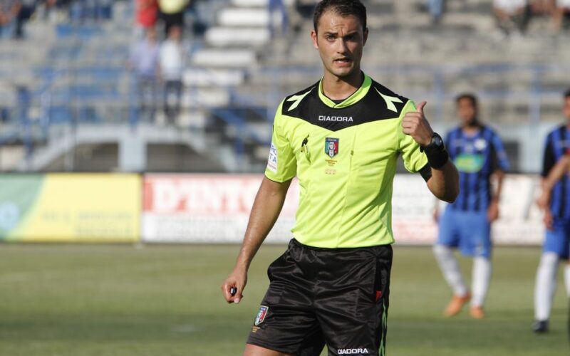 Foggia-Avellino dirige Paolo Bitonti di Bologna