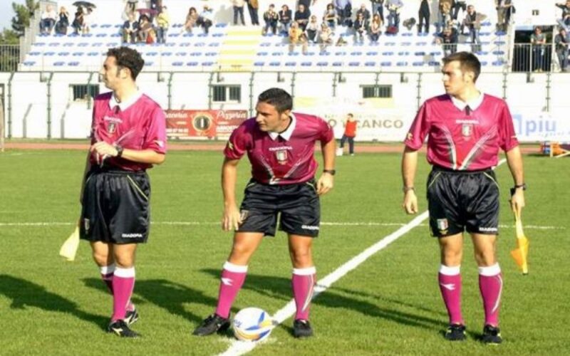 Teramo-Foggia dirige Gino Garofalo di Torre del Greco