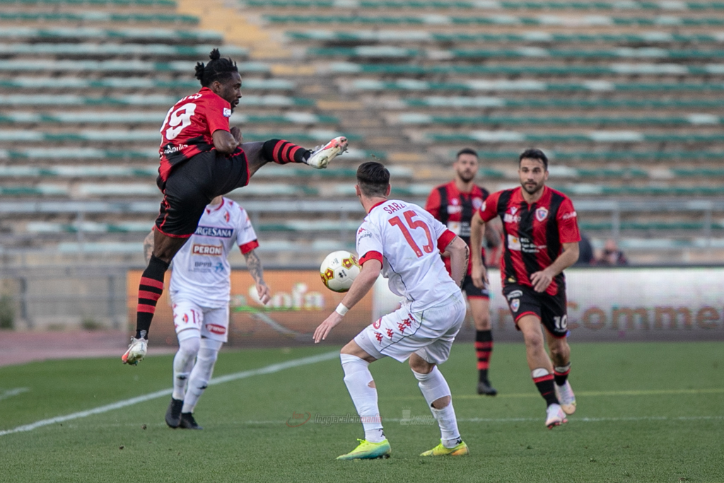 Serie C: Stagione 2020-2021 - Le foto di Bari-Foggia ...