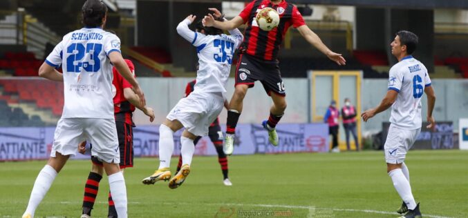 Non basta giocare undici contro dieci, il Foggia cade in casa con la Paganese. Allo Zac finisce 0-1