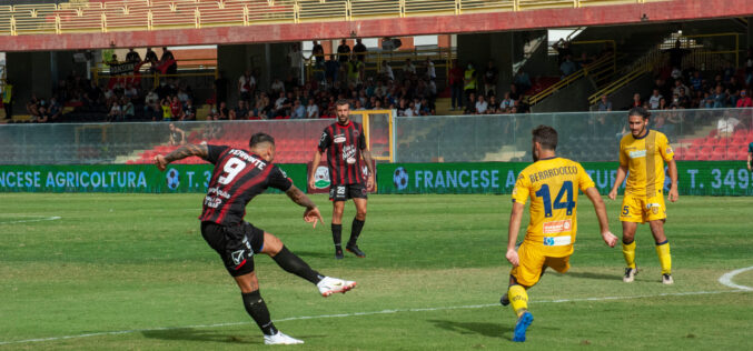 Ancora un pari, Foggia-Juve Stabia 1-1