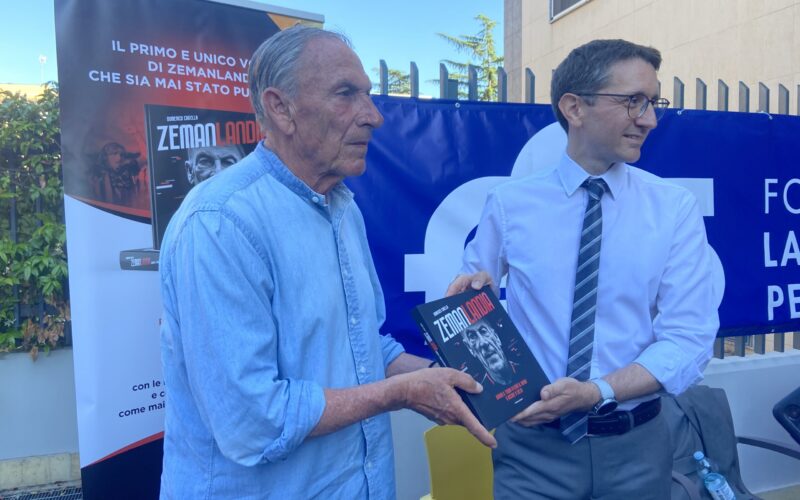 “Zemanlandia” è il nuovo libro di Domenico Carella. Zeman: “Il calcio è ciclico”