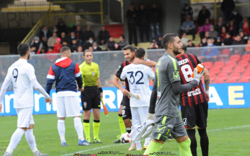 Nel derby Dauno-Ionico sfida fra le peggiori difese del campionato