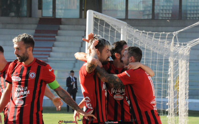 Le pagelle rossonere: Malomo a fine partita si toglie Gomez dalle tasche, la coppia Vuthaj-D’Ursi funziona