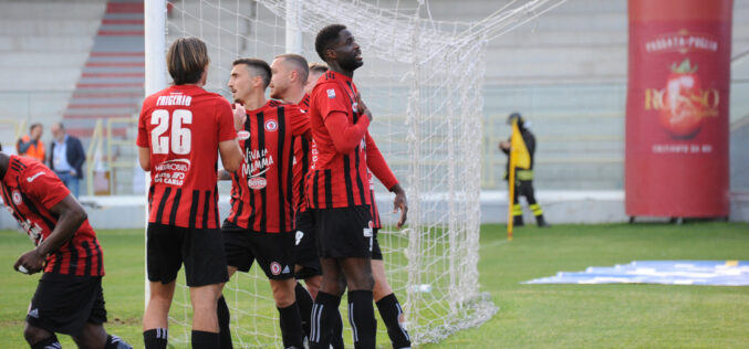 Foggia, con il rinvio dei playoff i rossoneri possono recuperare Vacca e Beretta