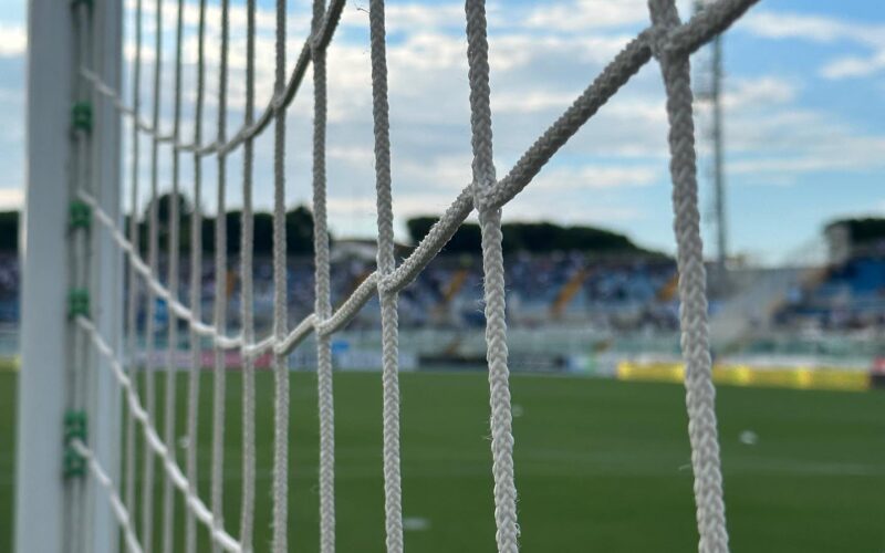 🔴 Diretta: Pescara-Foggia 2-2 / rigori 3-4 Foggia in finale contro il Lecco
