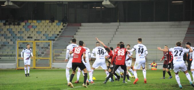 La fotocronaca di Foggia-Catania