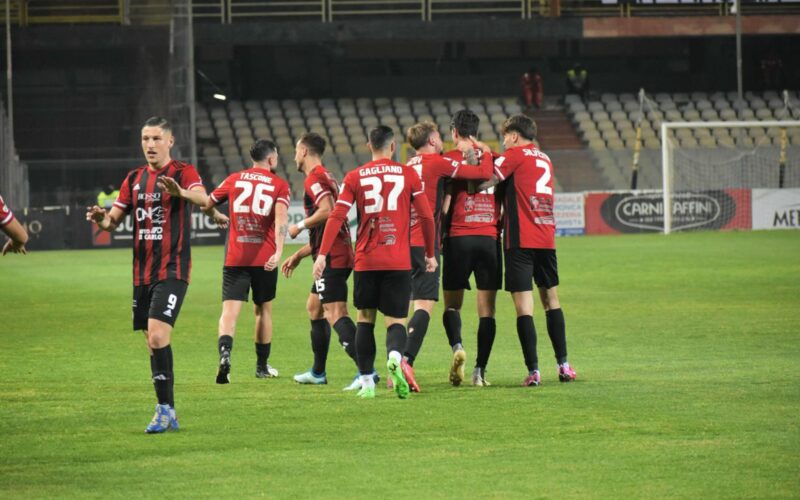 Il Foggia batte la capolista e bussa ai play off. Ora tutto è possibile