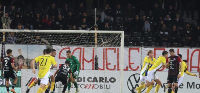 Il Foggia implode. Il derby va al Cerignola (0-1) che vince senza grandi sforzi allo Zaccheria