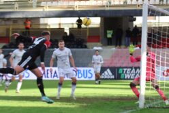 Un Foggia bravo per sessanta minuti, poi la solita paura. Ed il pari (1-1) con il Crotone diventa un punto utile