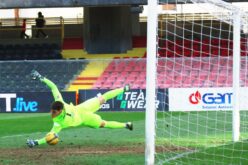 Il Foggia schiaccia il Benevento, ma il risultato (2-2) premia gli ospiti. In campo nel finale vincente anche Brugognone (che sorpresa)