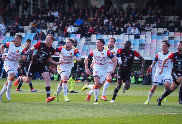 Le ultime 8 giornate di Foggia e Potenza raccontano che…