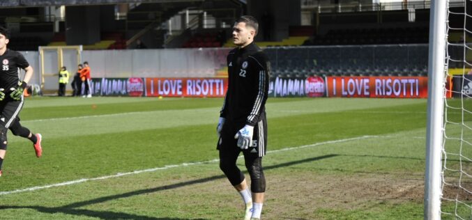 Ufficiale: De Lucia ai saluti