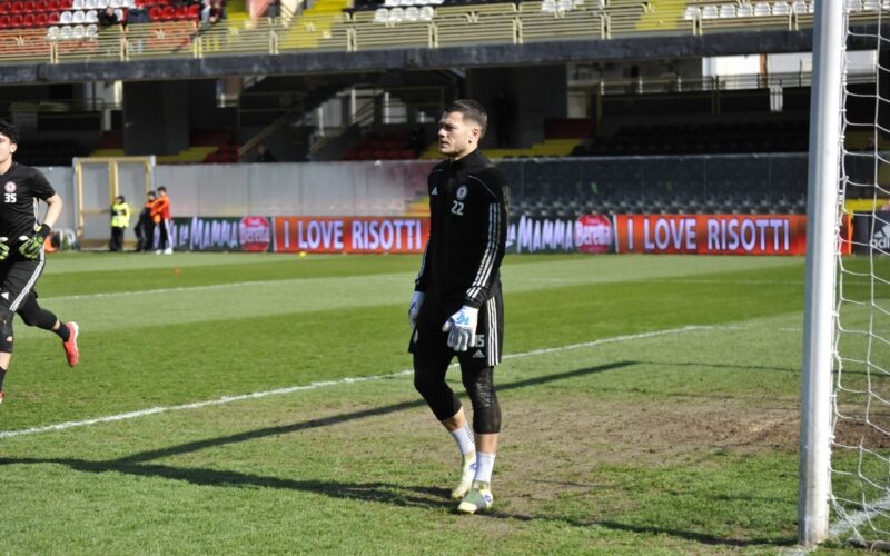 Ufficiale: De Lucia ai saluti